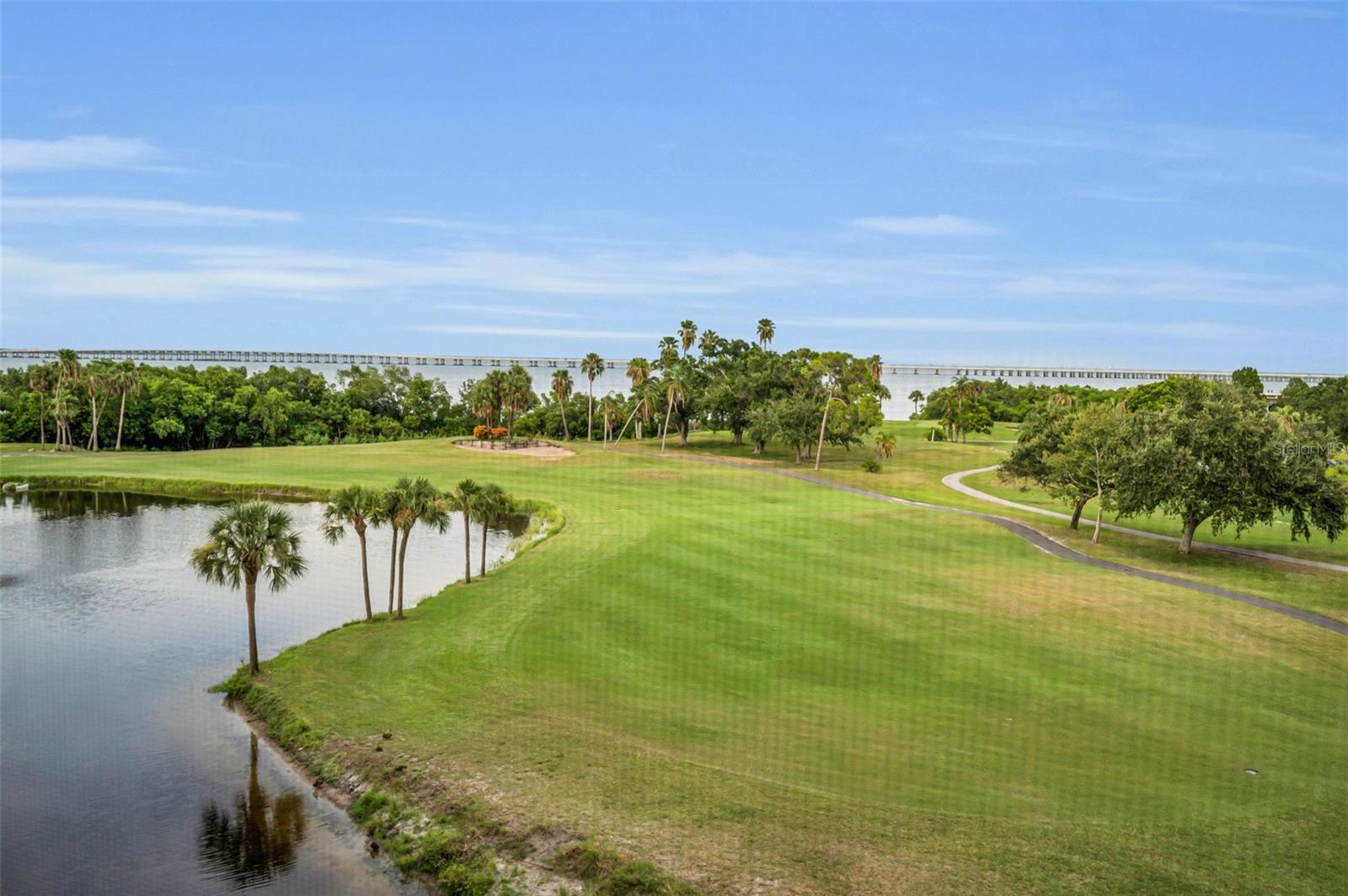 Image 20 of 96 For 2620 Cove Cay Drive 506