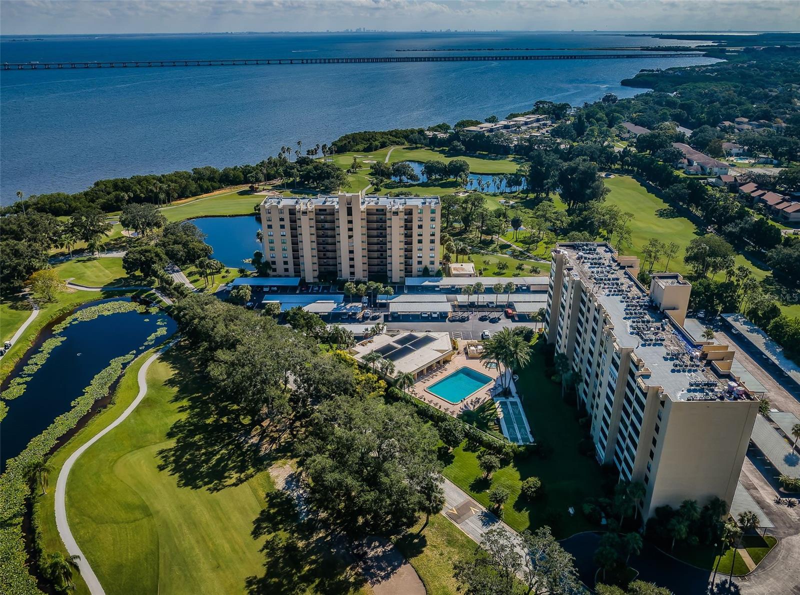 Image 62 of 96 For 2620 Cove Cay Drive 506