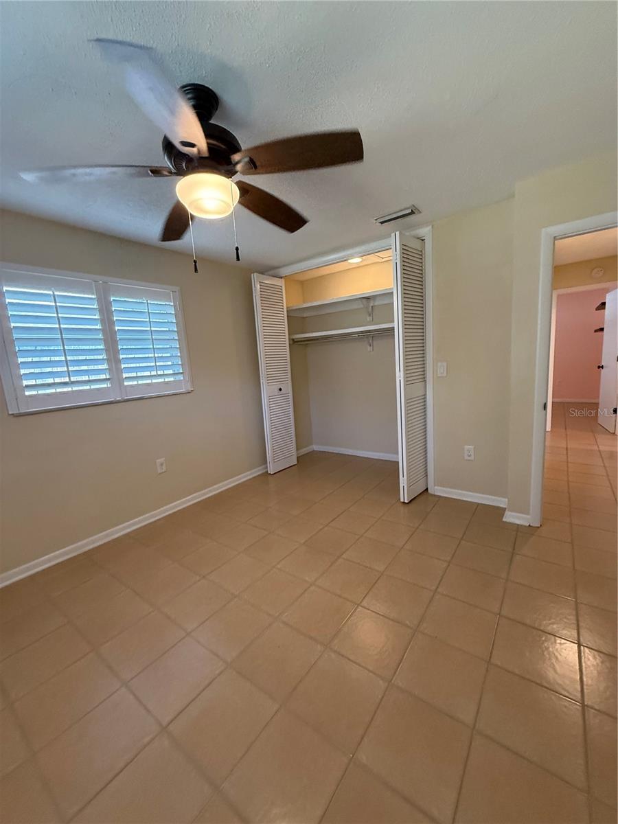 Image 37 of 48 For 1390 Ventnor Avenue