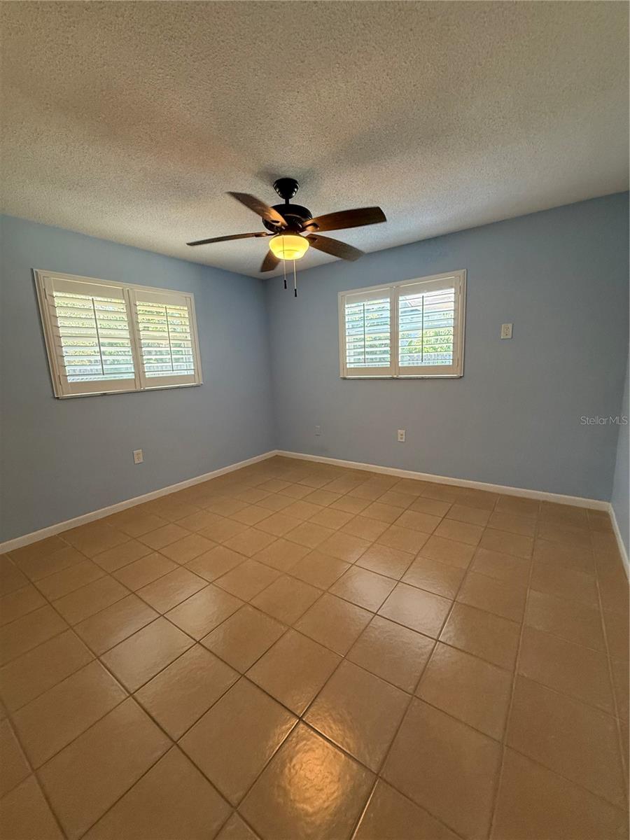 Image 43 of 48 For 1390 Ventnor Avenue