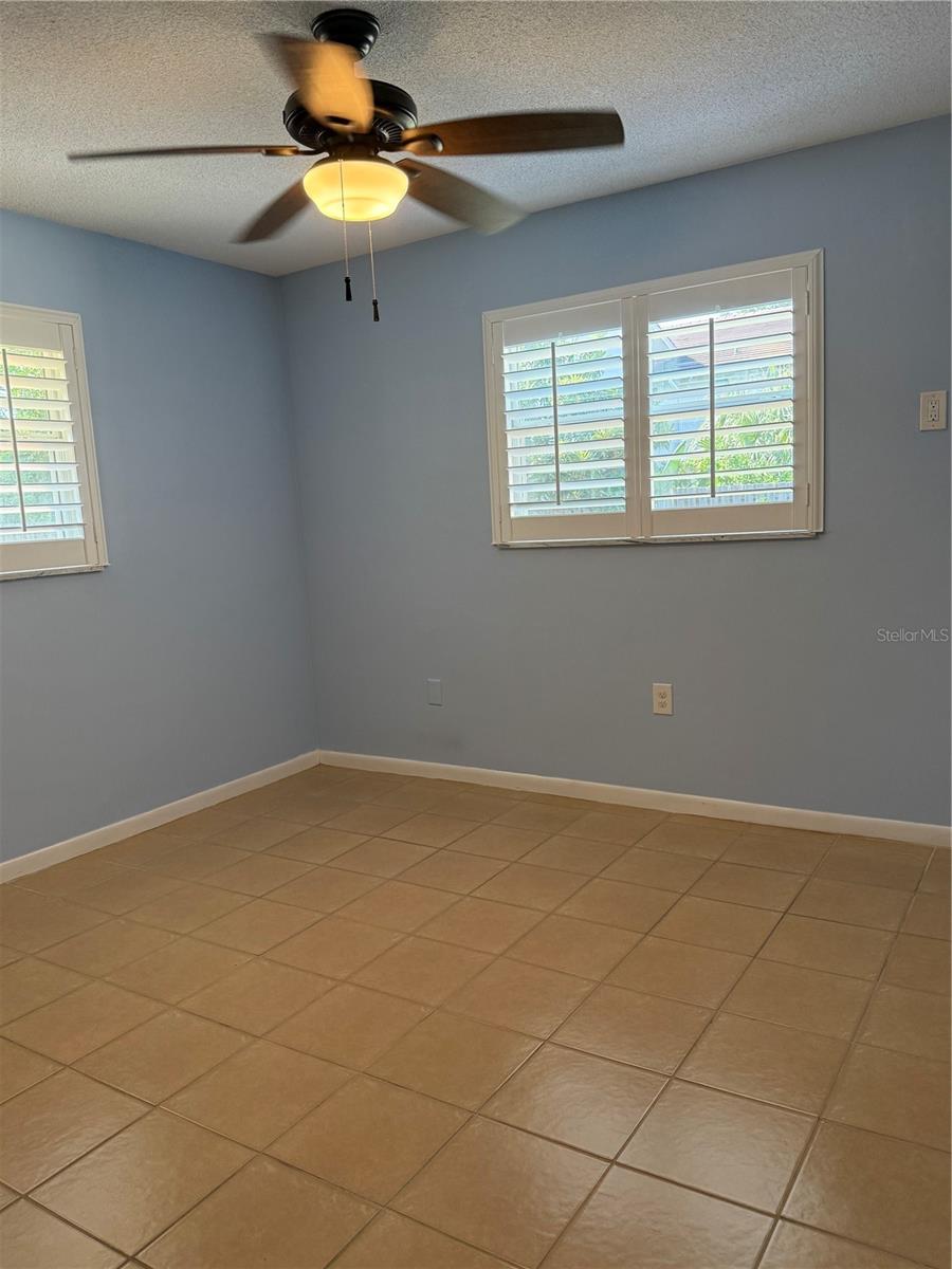 Image 44 of 48 For 1390 Ventnor Avenue