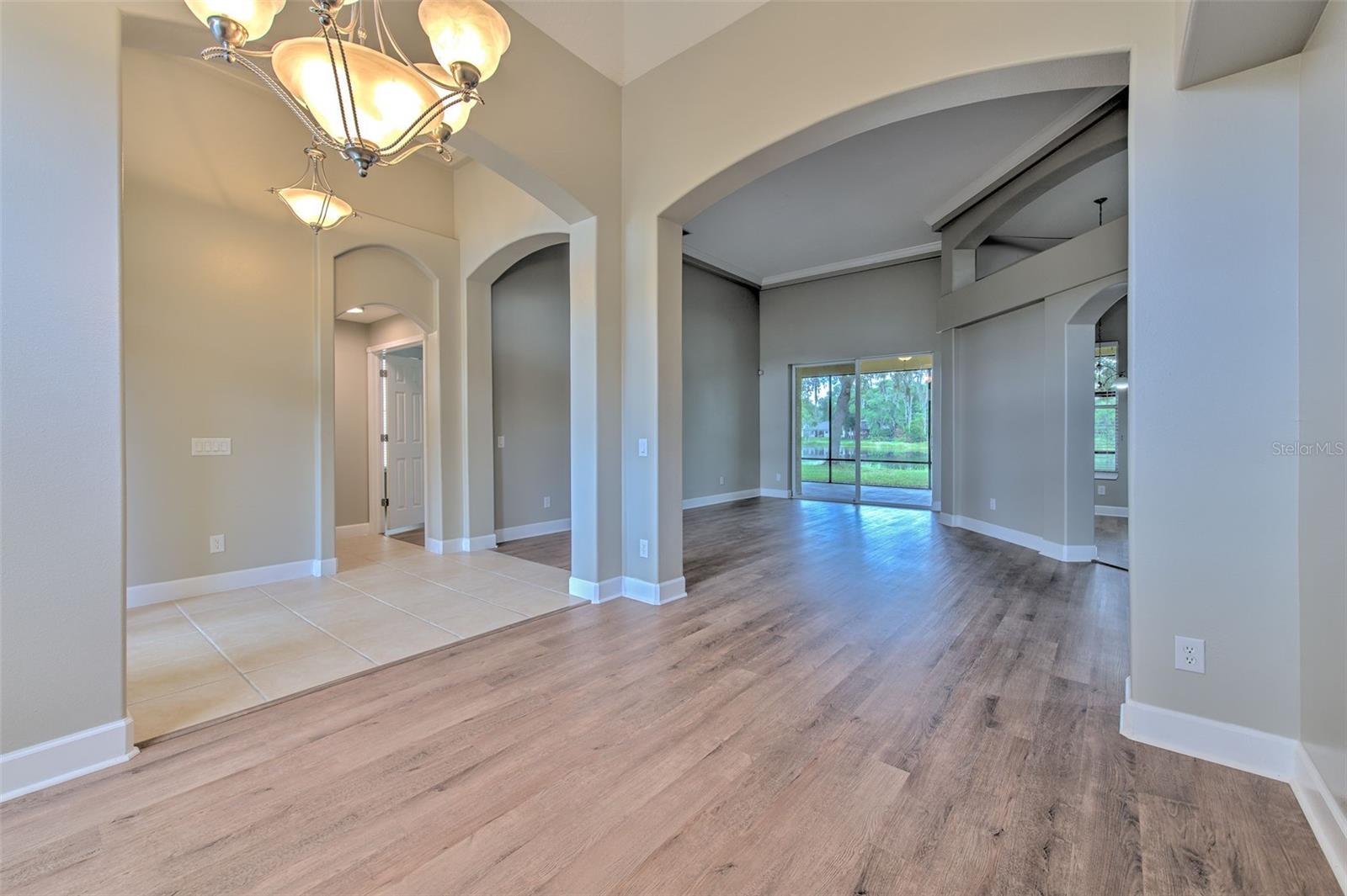 Image 11 of 77 For 4812 Walnut Ridge Road