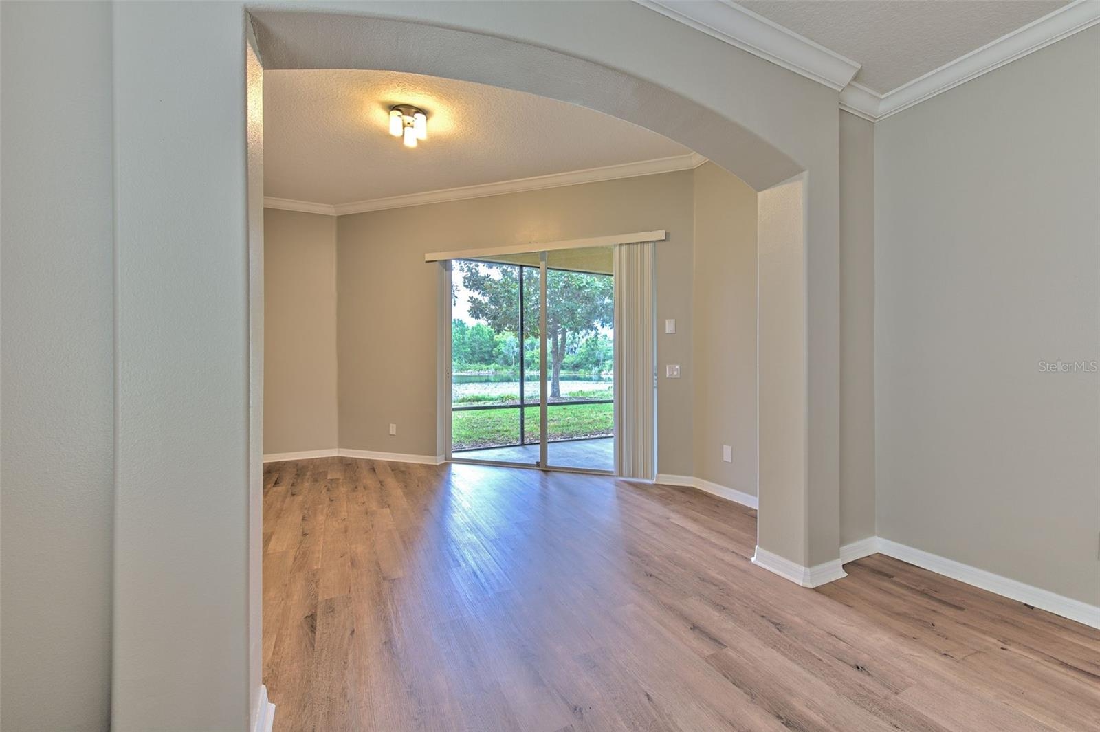 Image 17 of 77 For 4812 Walnut Ridge Road