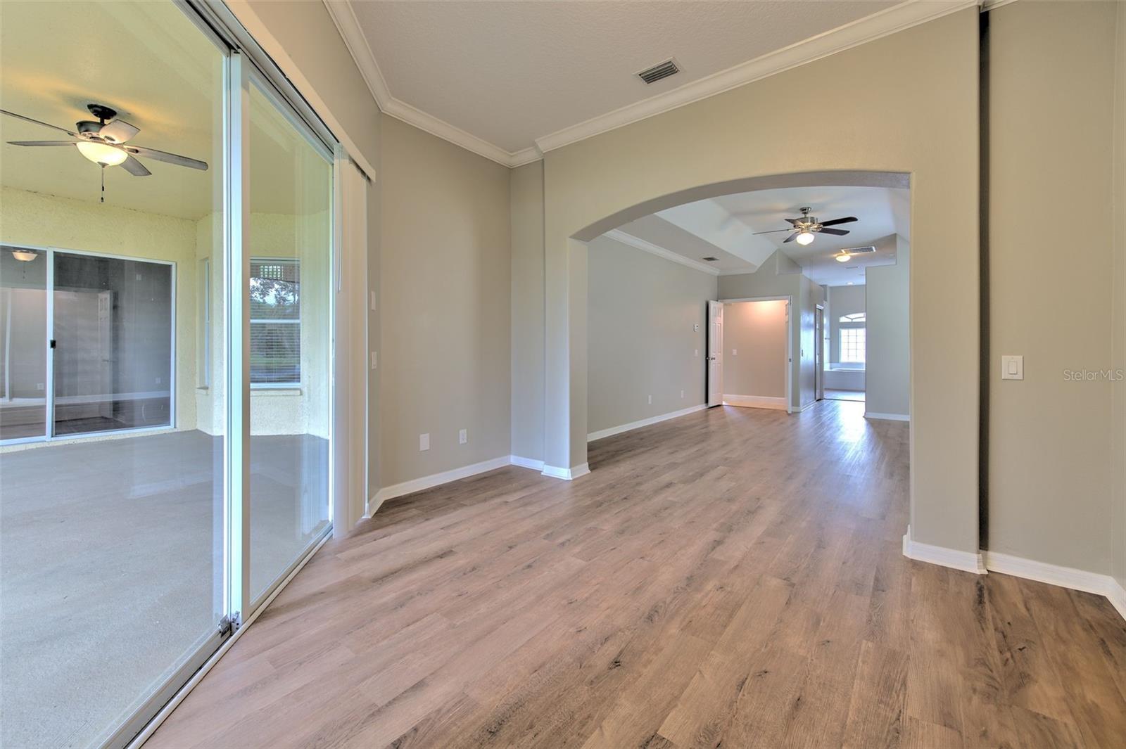 Image 18 of 77 For 4812 Walnut Ridge Road