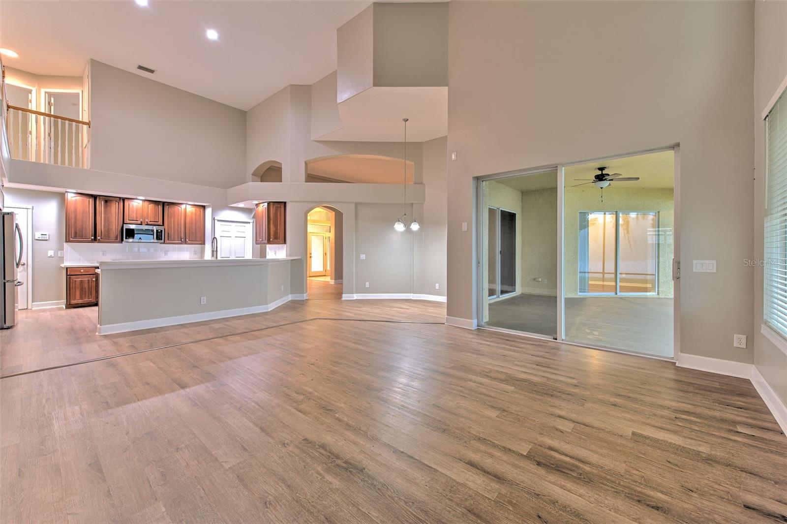 Image 4 of 77 For 4812 Walnut Ridge Road