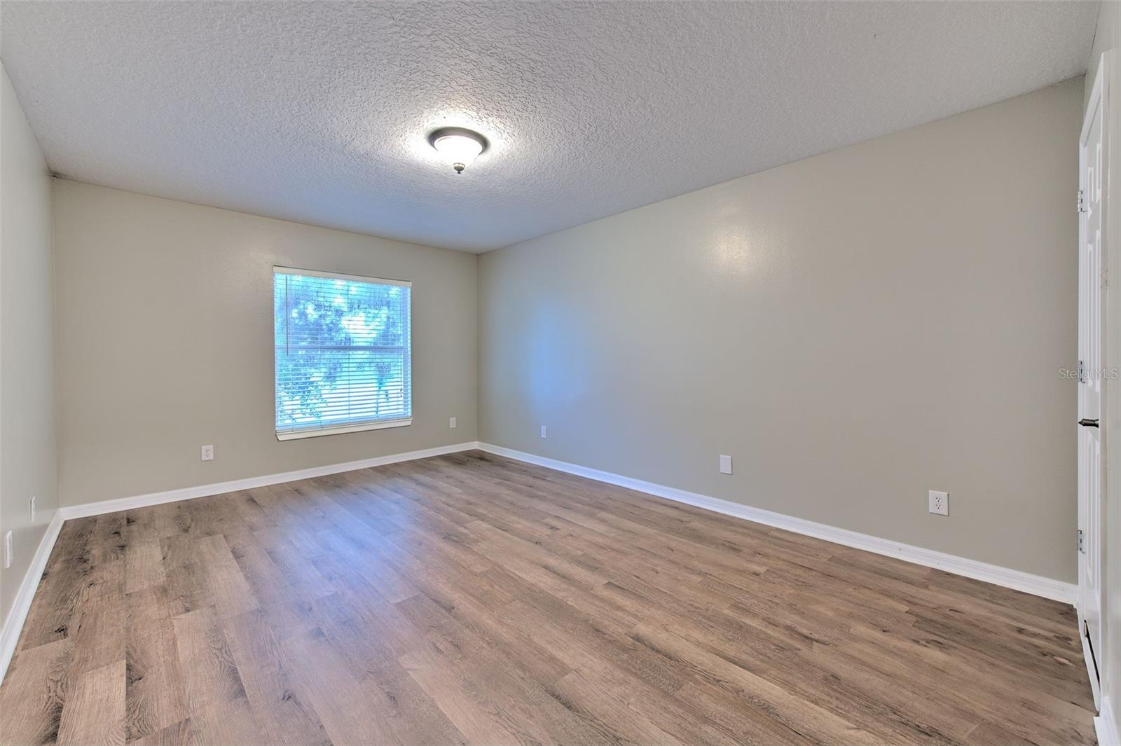 Image 46 of 77 For 4812 Walnut Ridge Road