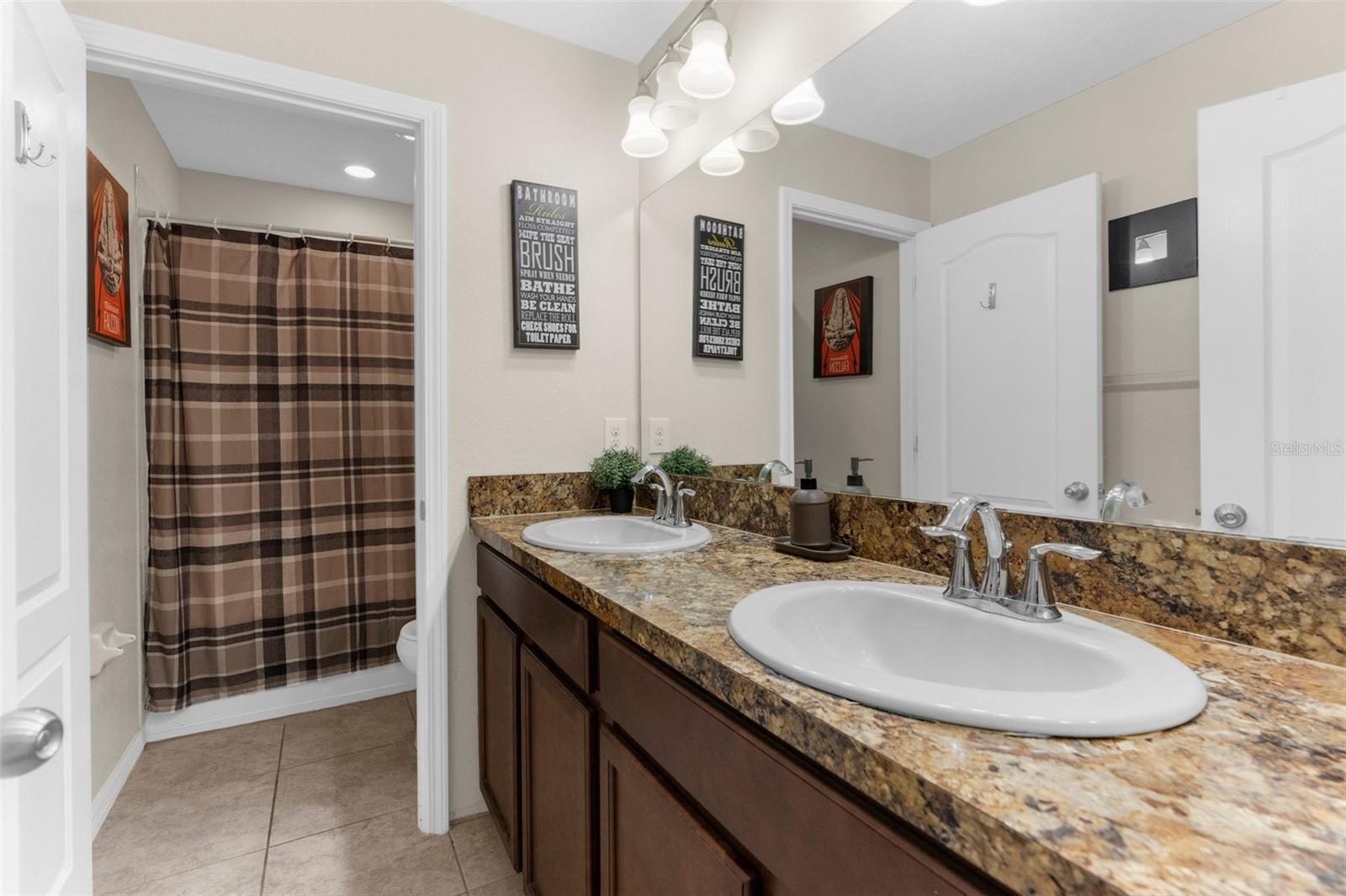 Image 13 of 31 For 10094 Bankston Drive