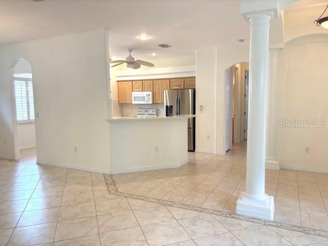 Image 17 of 39 For 5586 Legend Hills Lane
