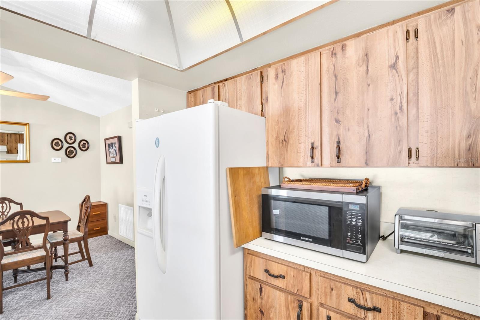Listing photo id 18 for 346 Cherry Laurel Drive