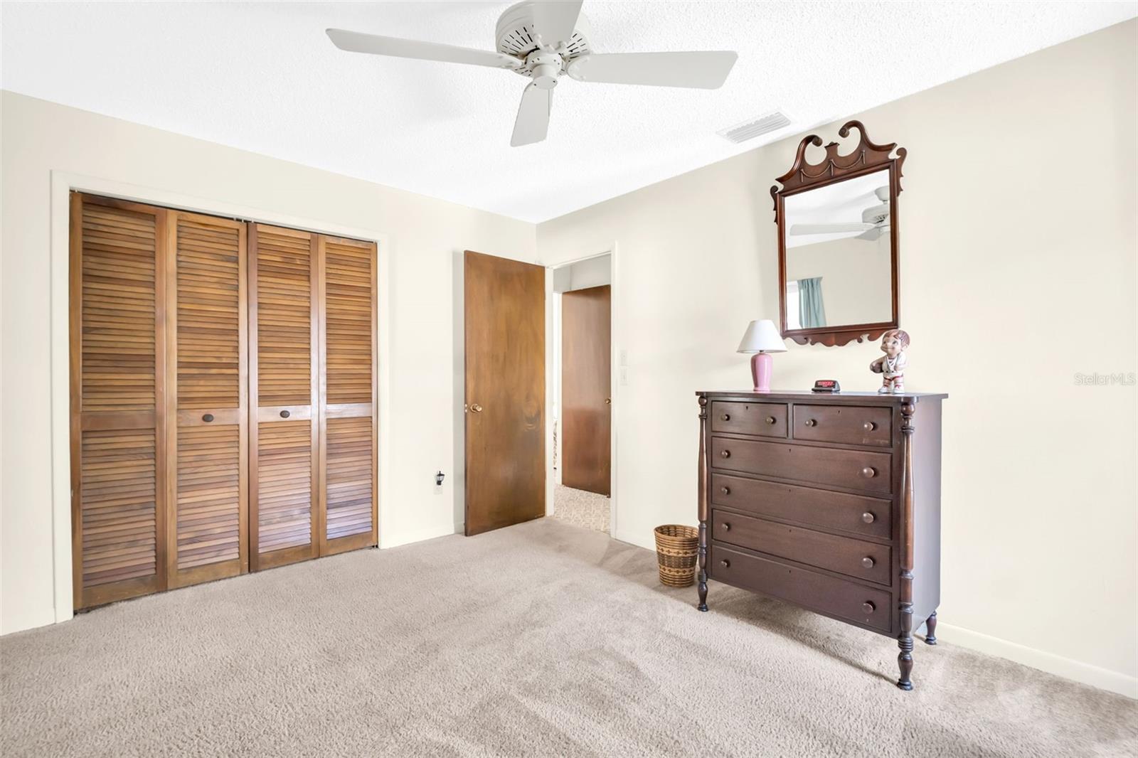 Listing photo id 29 for 346 Cherry Laurel Drive