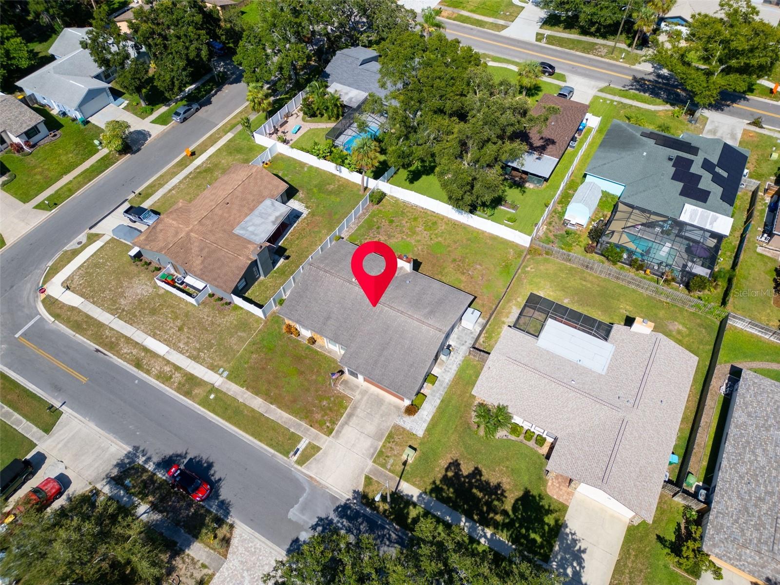 Listing photo id 41 for 346 Cherry Laurel Drive