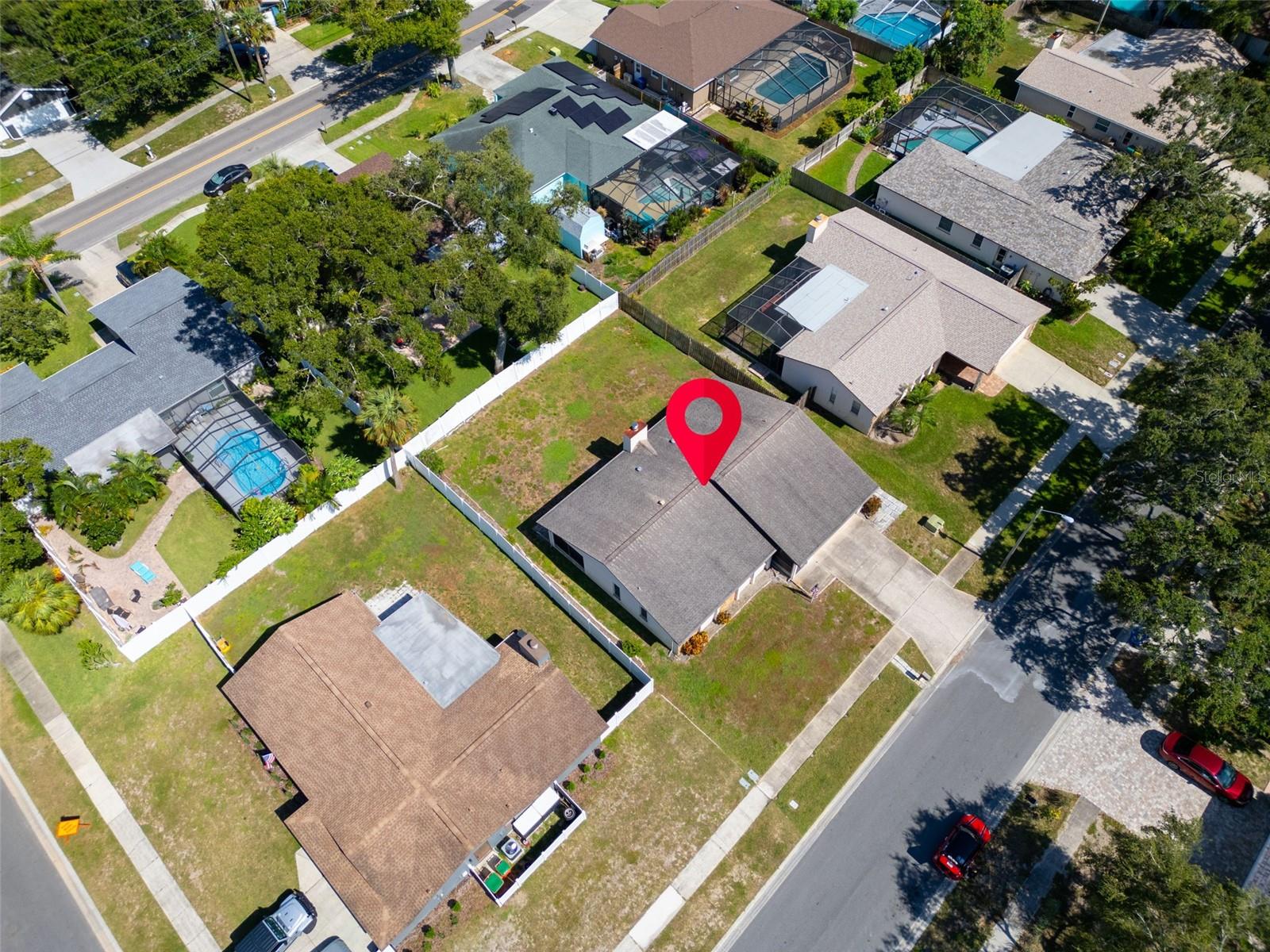Listing photo id 42 for 346 Cherry Laurel Drive