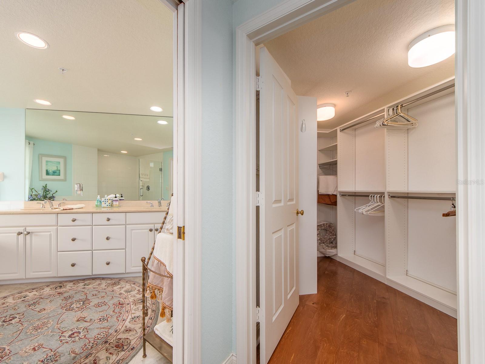 Image 26 of 66 For 1170 Gulf Boulevard 1006