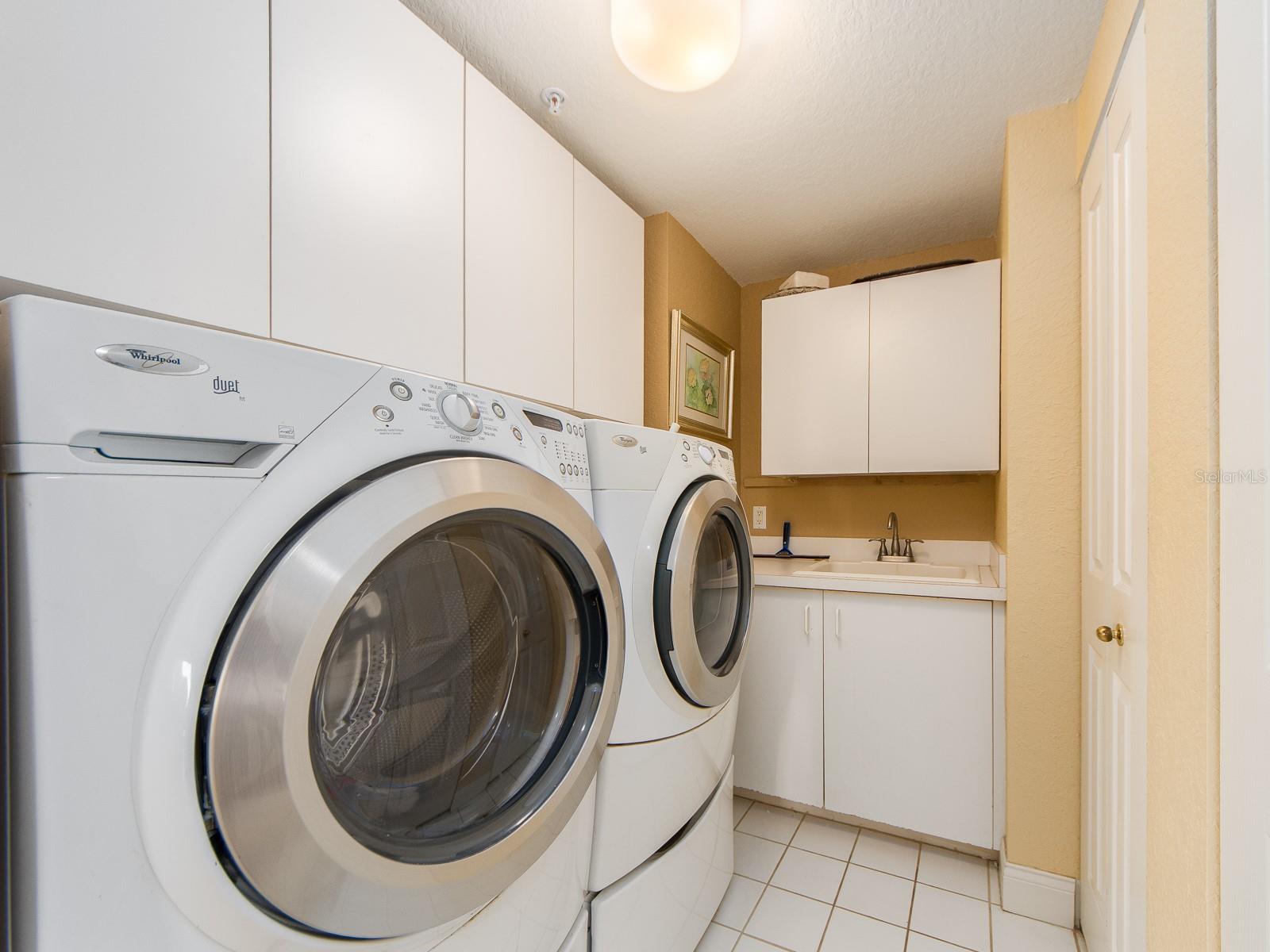 Image 40 of 66 For 1170 Gulf Boulevard 1006