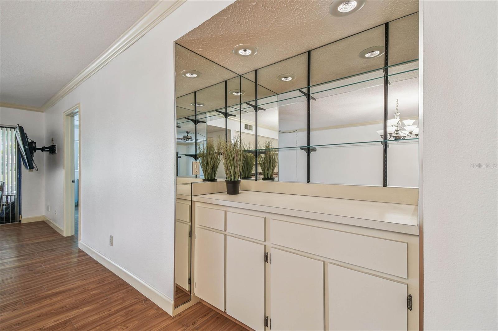 Image 19 of 69 For 7614 Radcliffe Circle B106