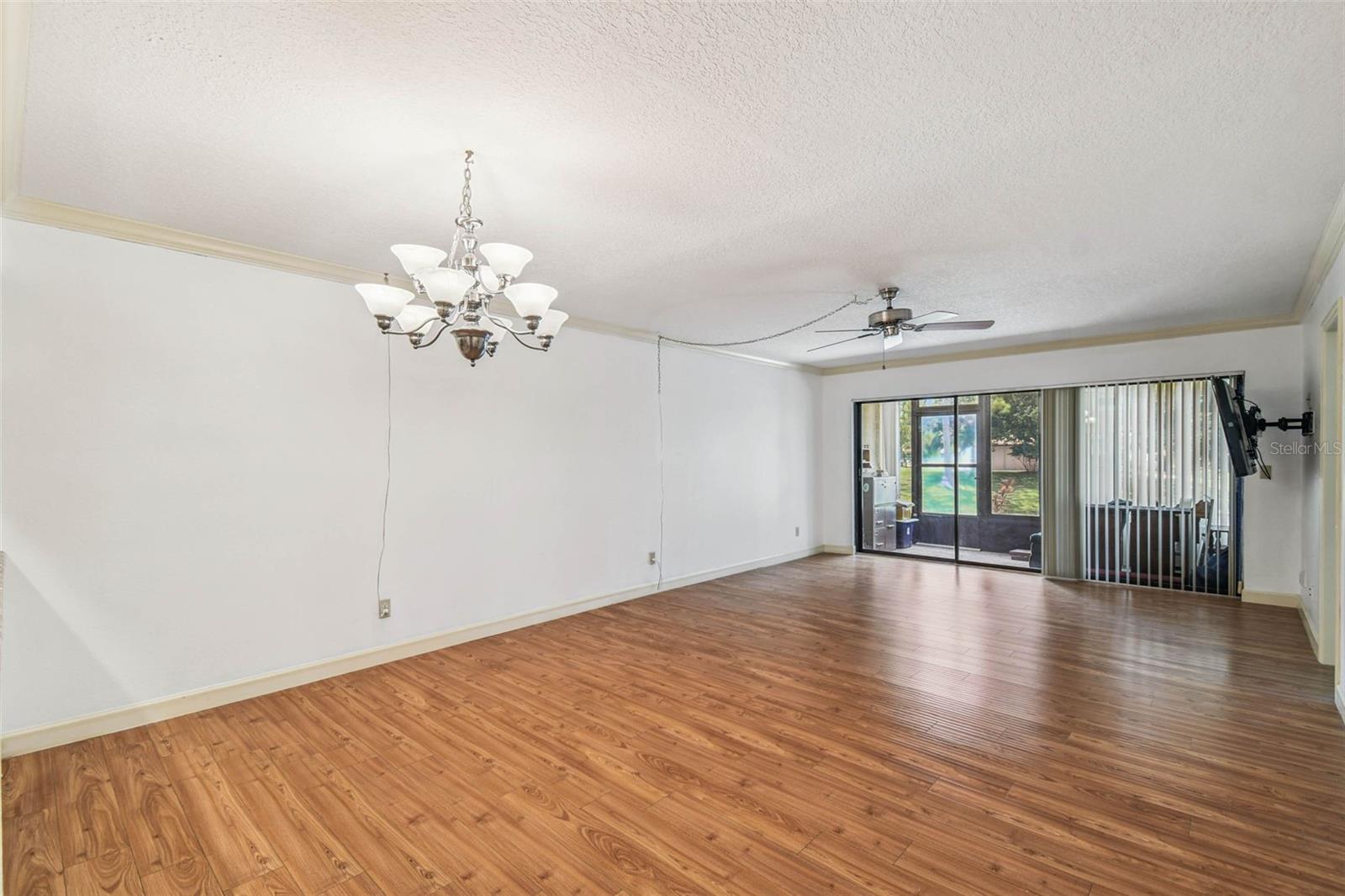 Image 21 of 69 For 7614 Radcliffe Circle B106