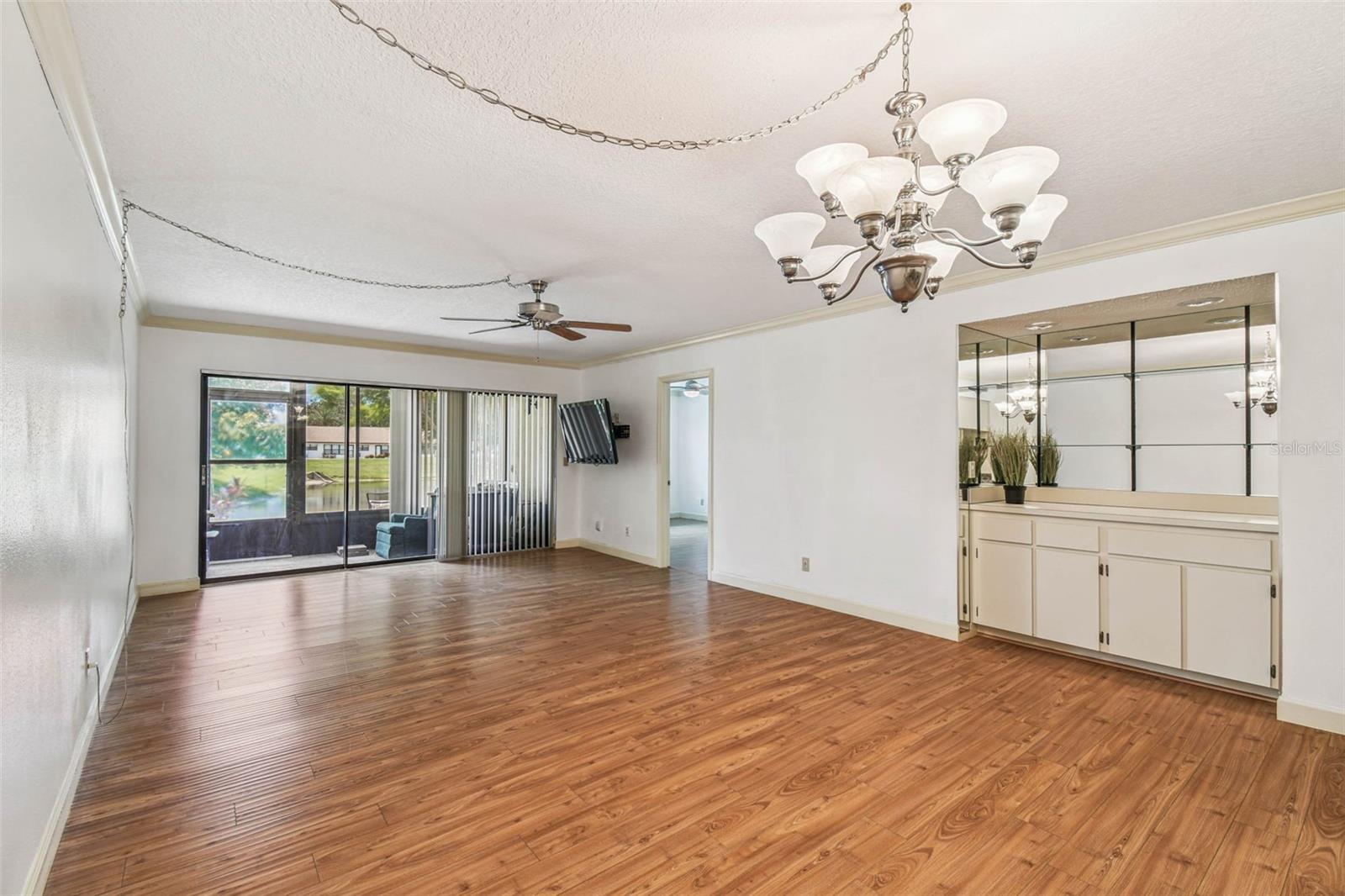 Image 22 of 69 For 7614 Radcliffe Circle B106