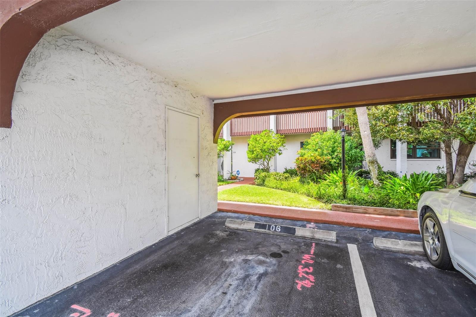 Image 47 of 69 For 7614 Radcliffe Circle B106