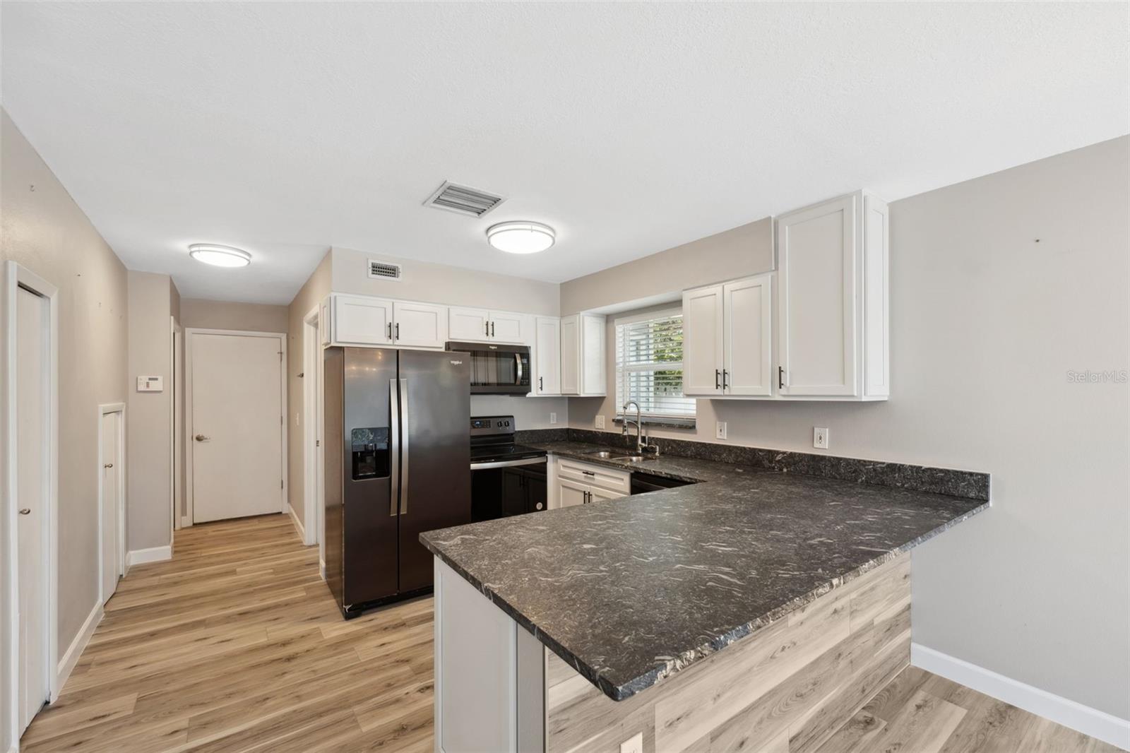 Image 10 of 46 For 428 Klosterman Road W