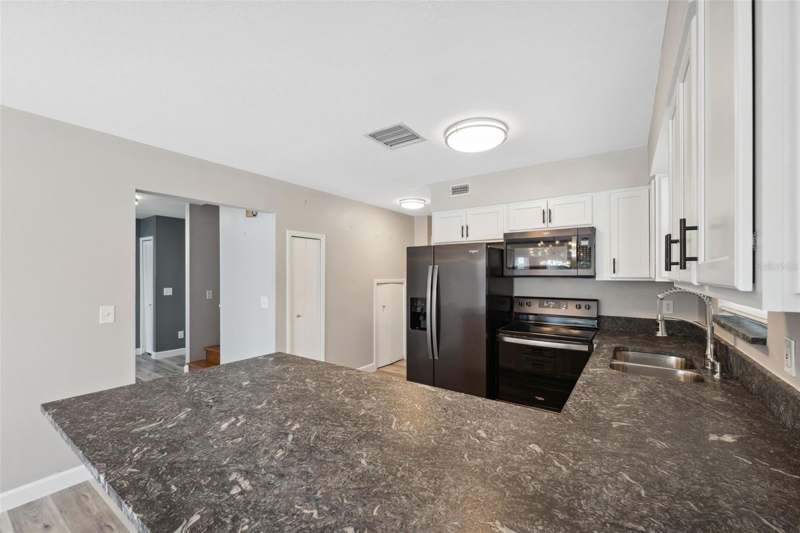 Image 13 of 46 For 428 Klosterman Road W