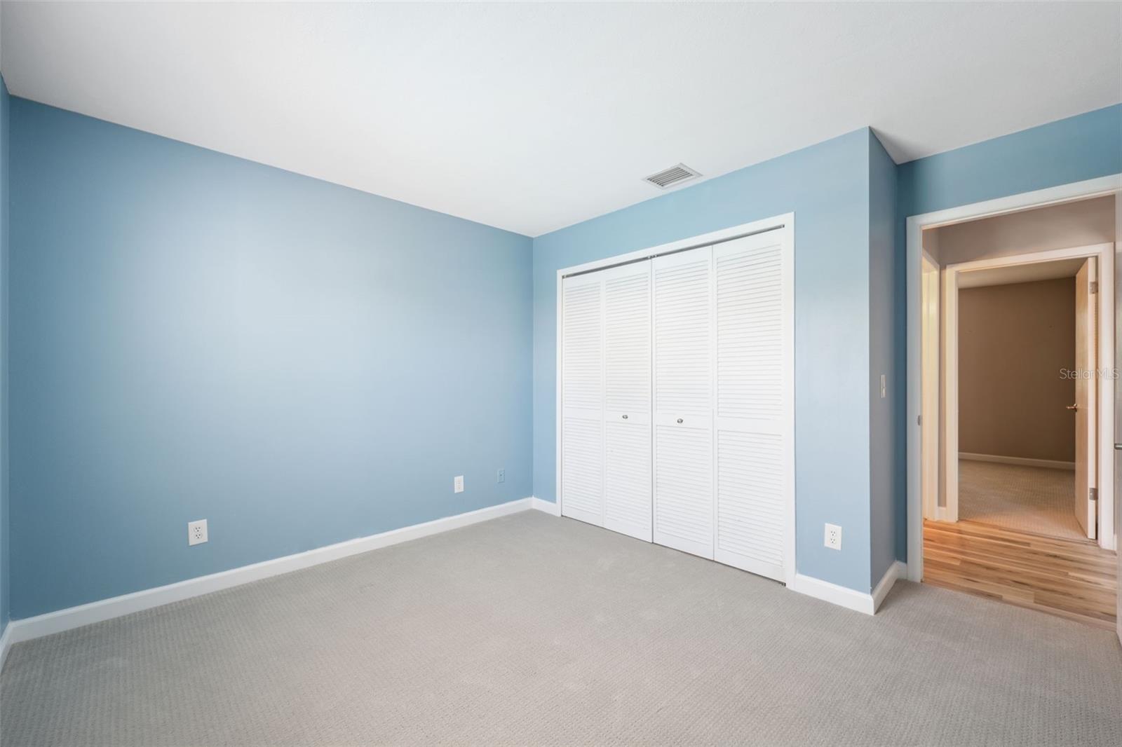 Image 26 of 46 For 428 Klosterman Road W