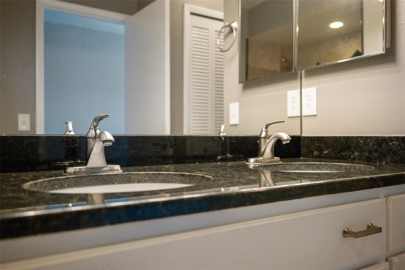 Image 35 of 46 For 428 Klosterman Road W