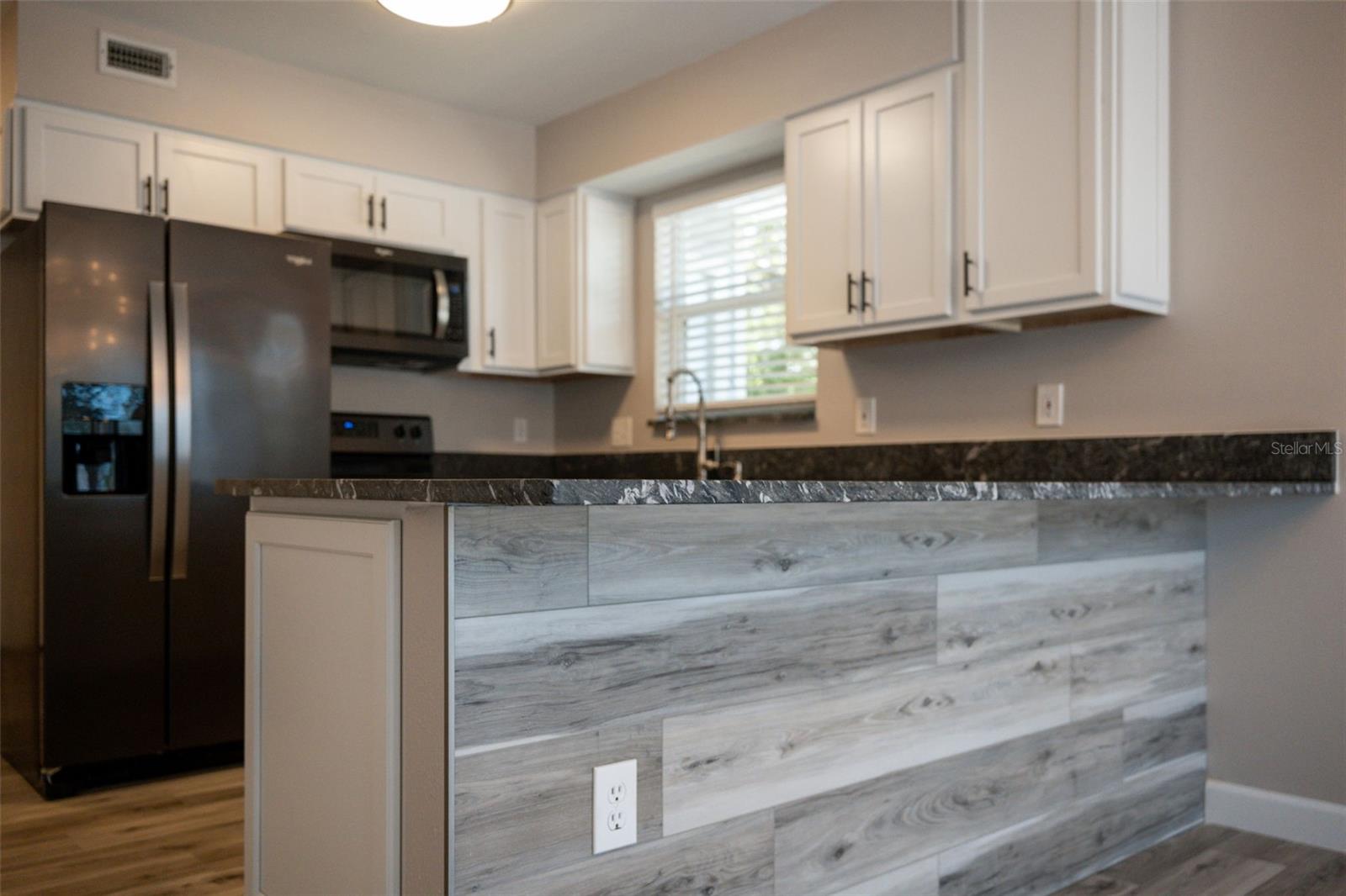 Image 9 of 46 For 428 Klosterman Road W