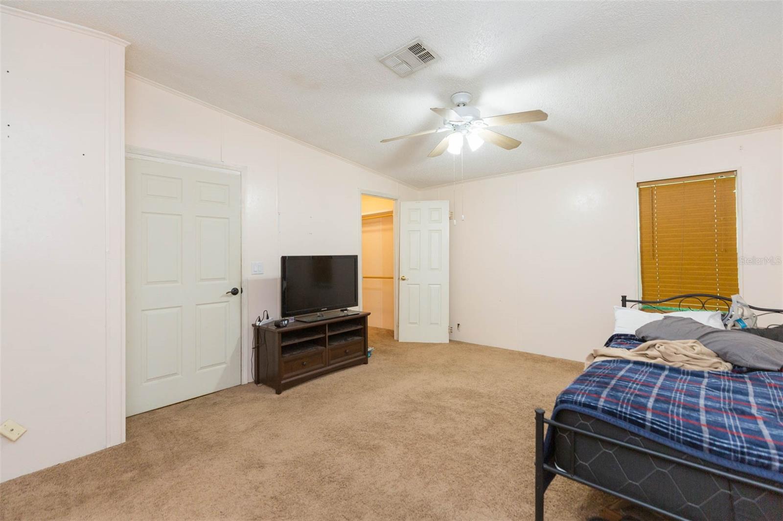Image 15 of 53 For 9117 Wood Terrace Drive