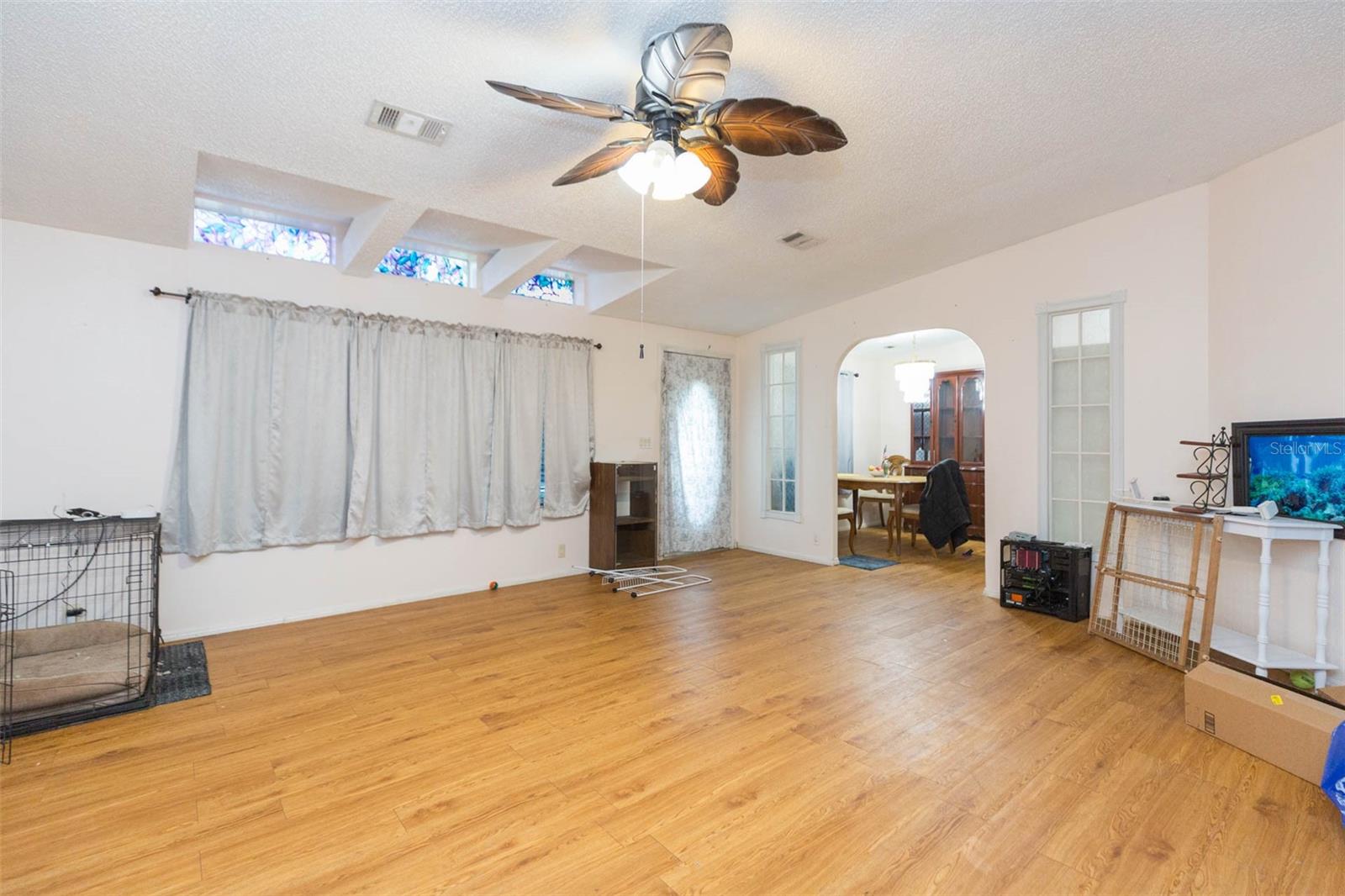 Image 6 of 53 For 9117 Wood Terrace Drive