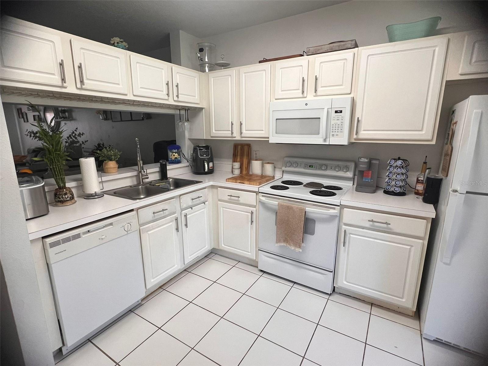 Image 6 of 15 For 2435 Lake Woodberry Circle