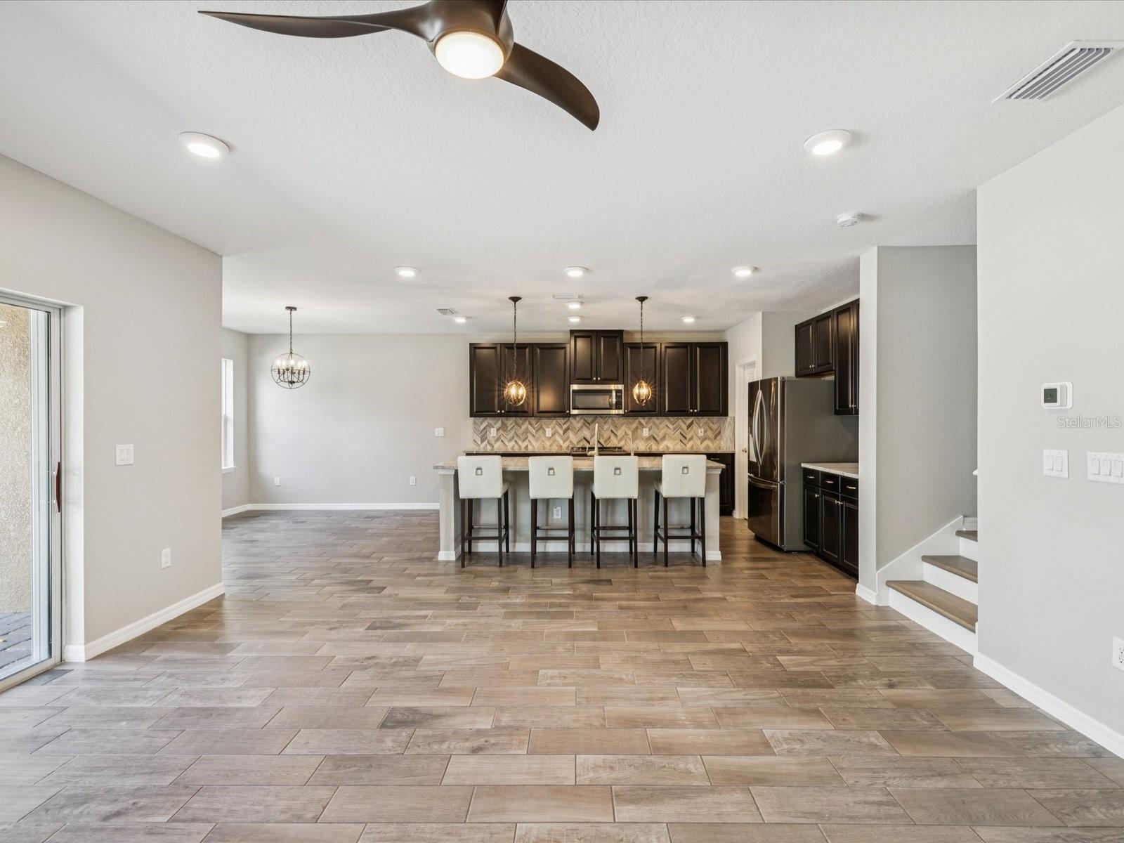Listing photo id 9 for 5274 Turtle Bay Drive