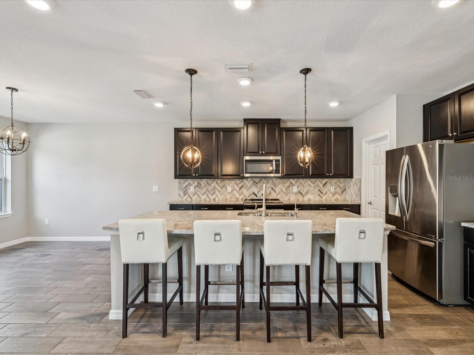 Listing photo id 11 for 5274 Turtle Bay Drive
