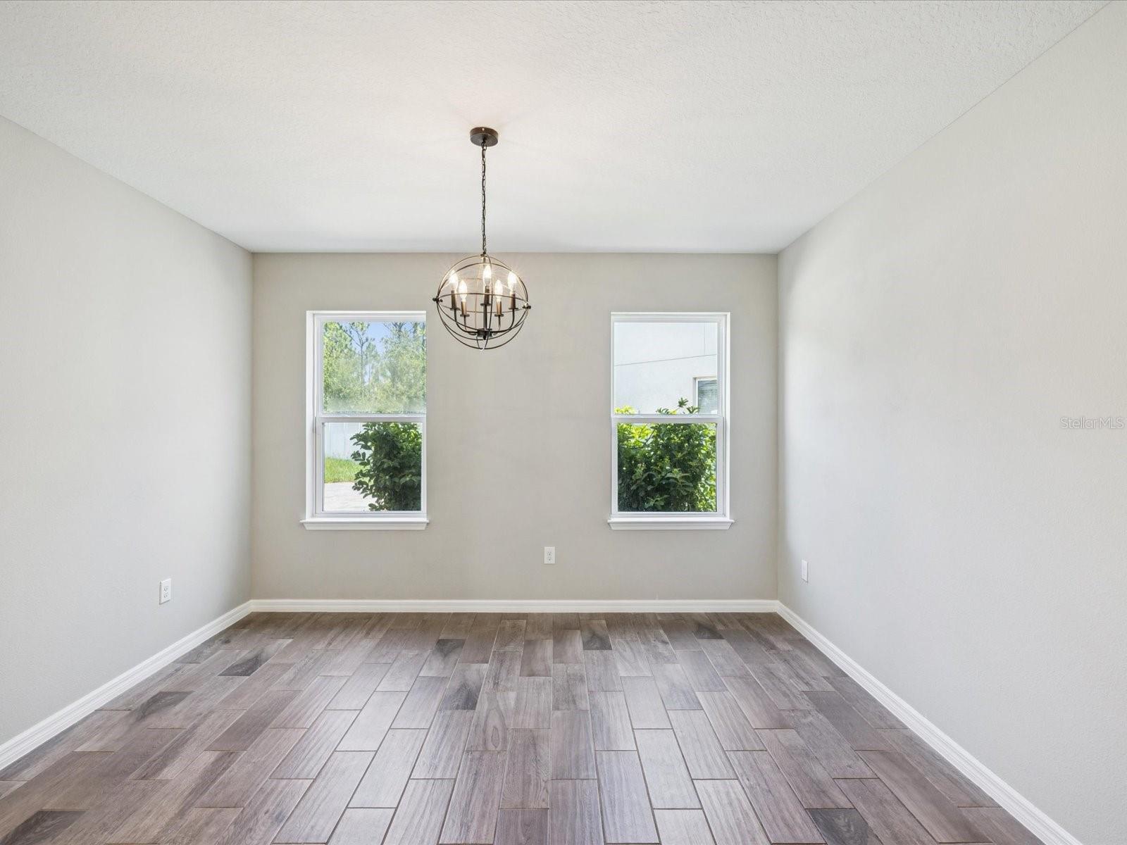 Listing photo id 18 for 5274 Turtle Bay Drive