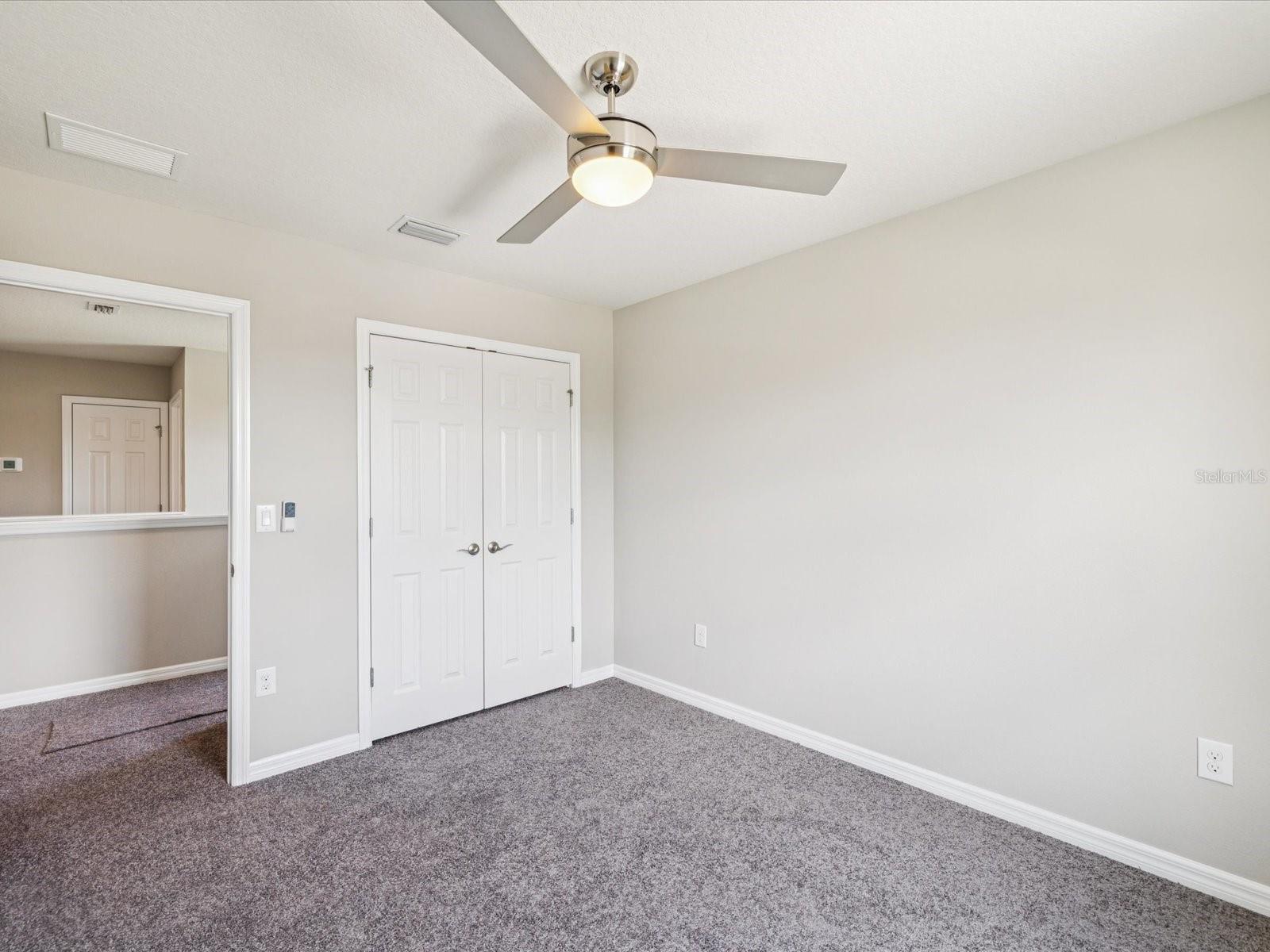 Listing photo id 25 for 5274 Turtle Bay Drive
