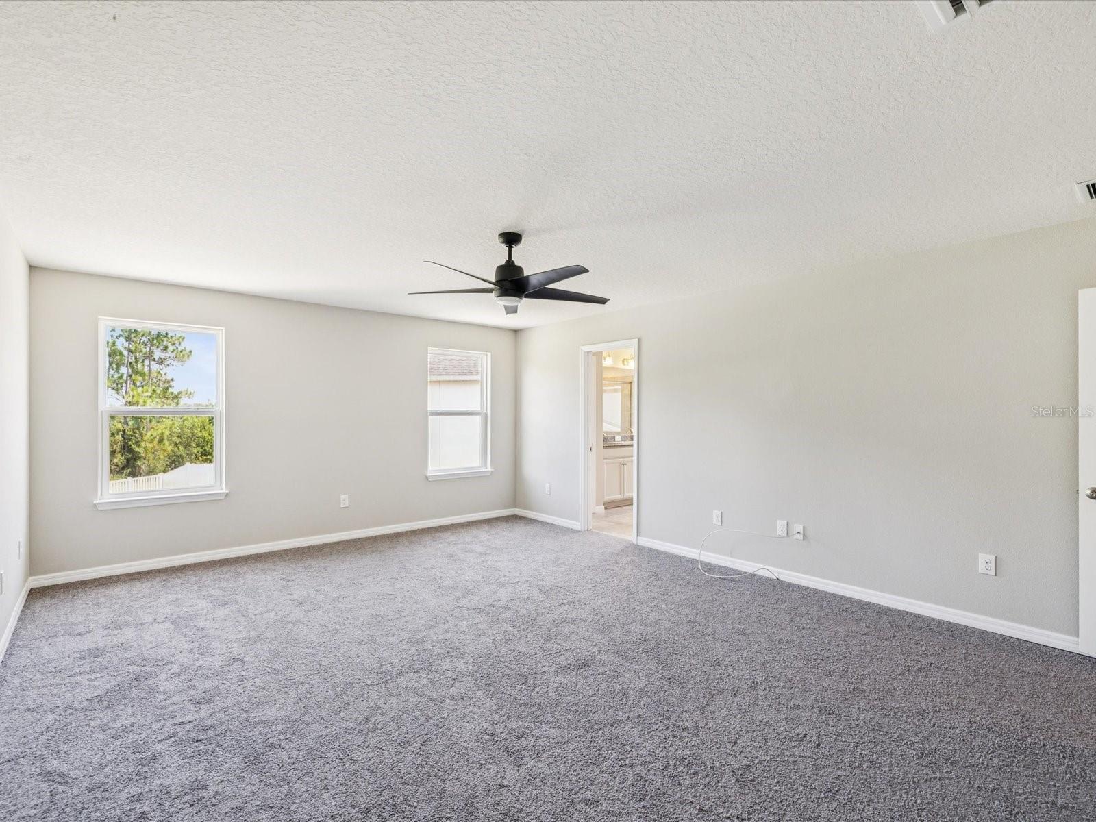 Listing photo id 31 for 5274 Turtle Bay Drive