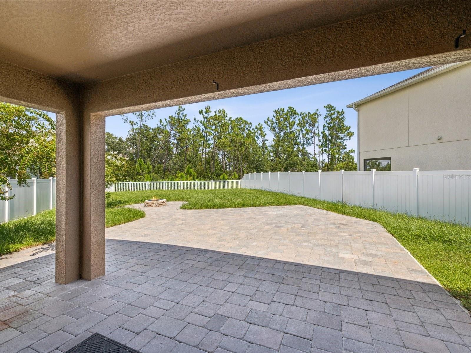 Listing photo id 39 for 5274 Turtle Bay Drive