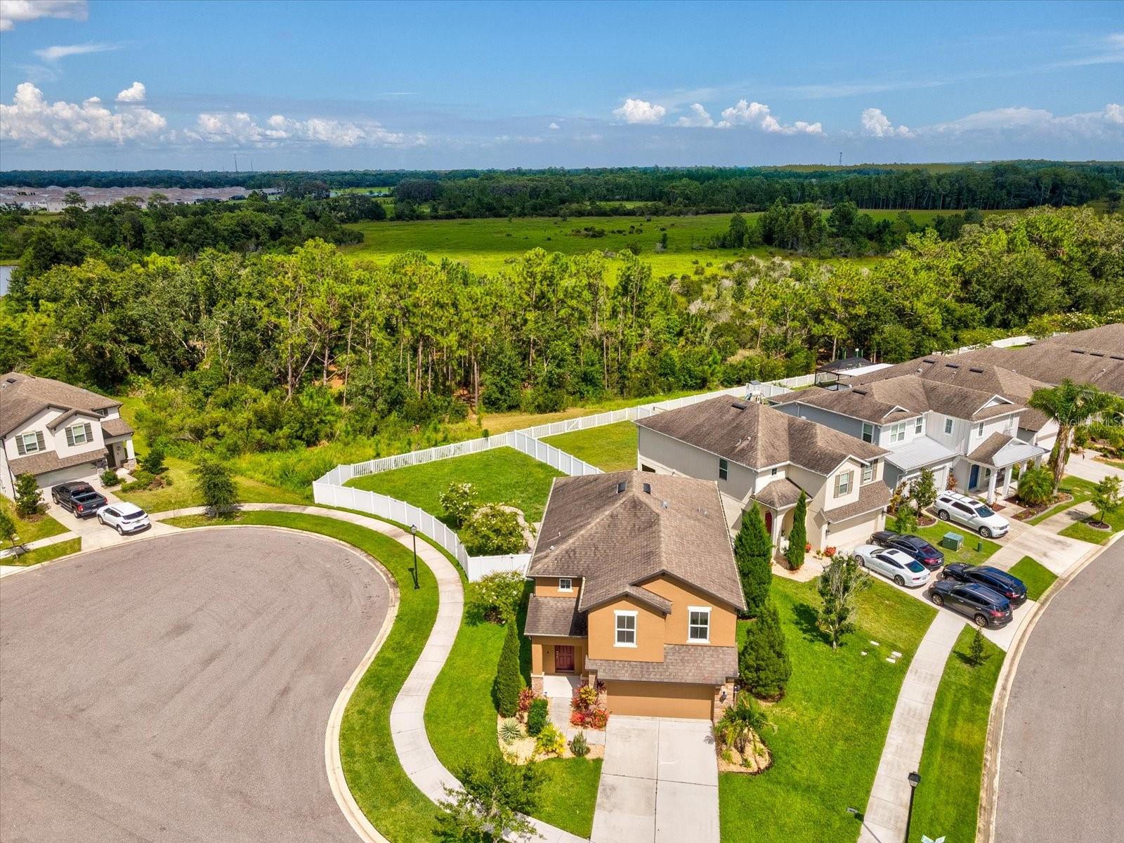 Listing photo id 54 for 5274 Turtle Bay Drive
