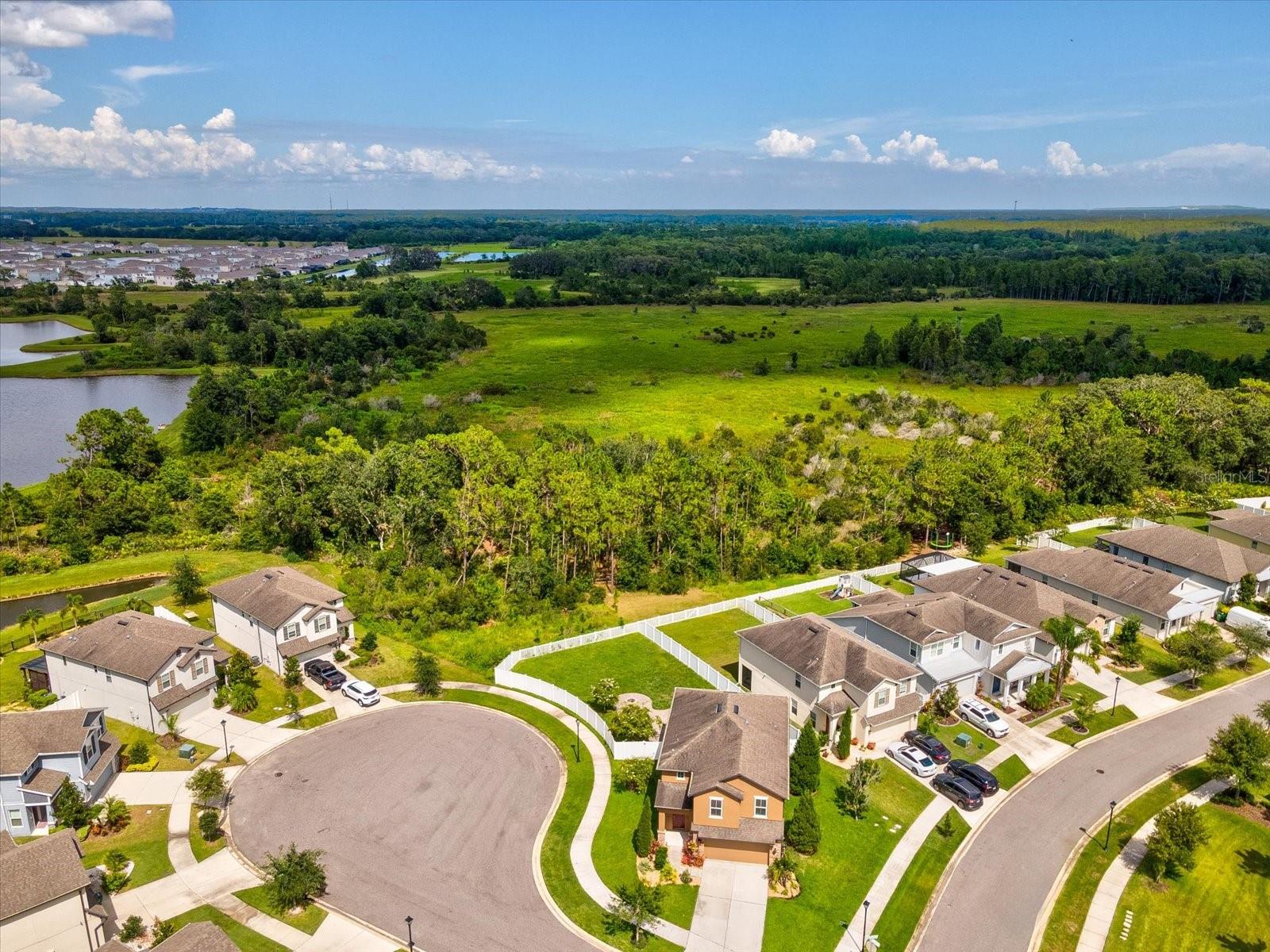 Listing photo id 55 for 5274 Turtle Bay Drive
