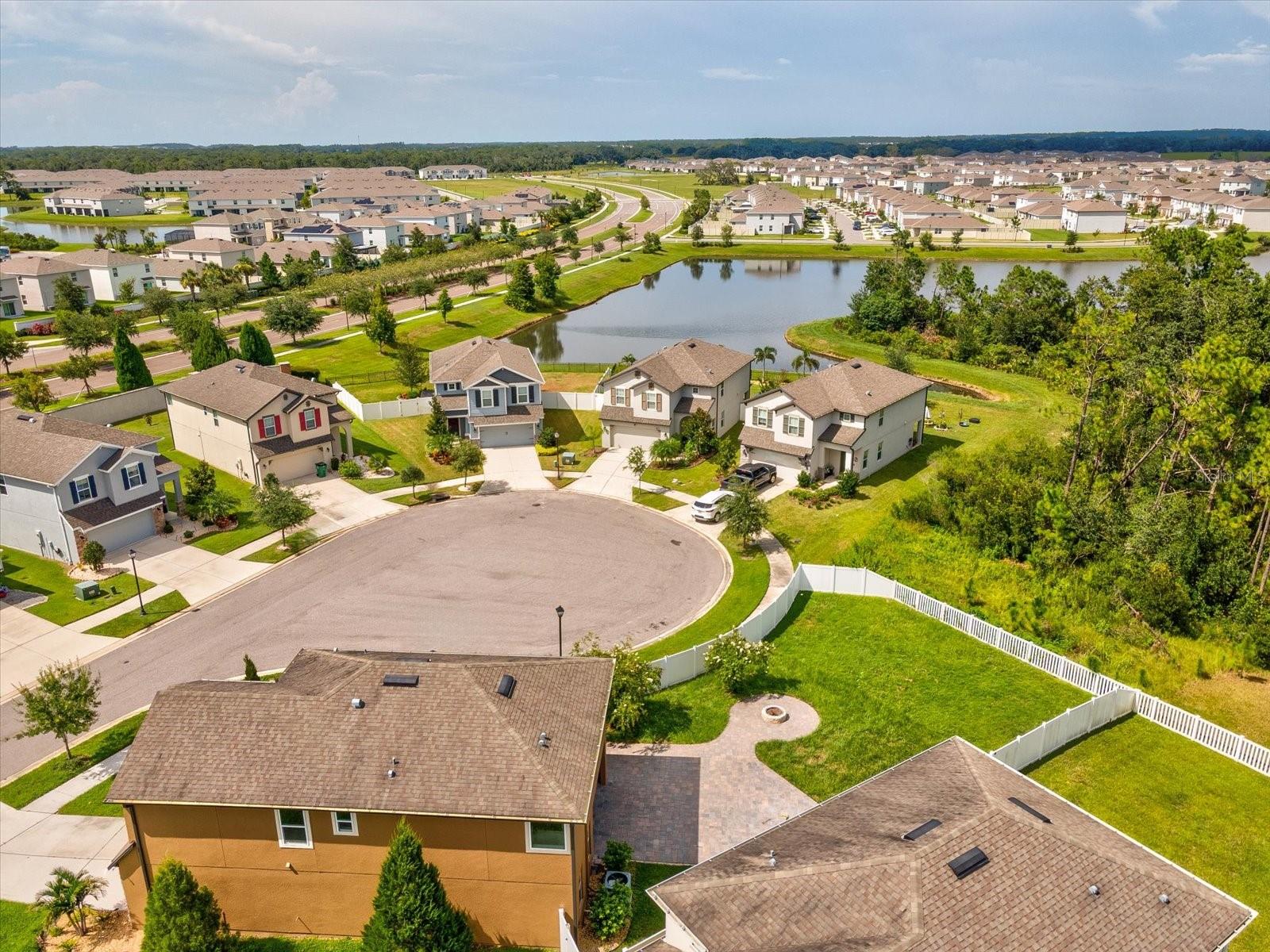 Listing photo id 56 for 5274 Turtle Bay Drive