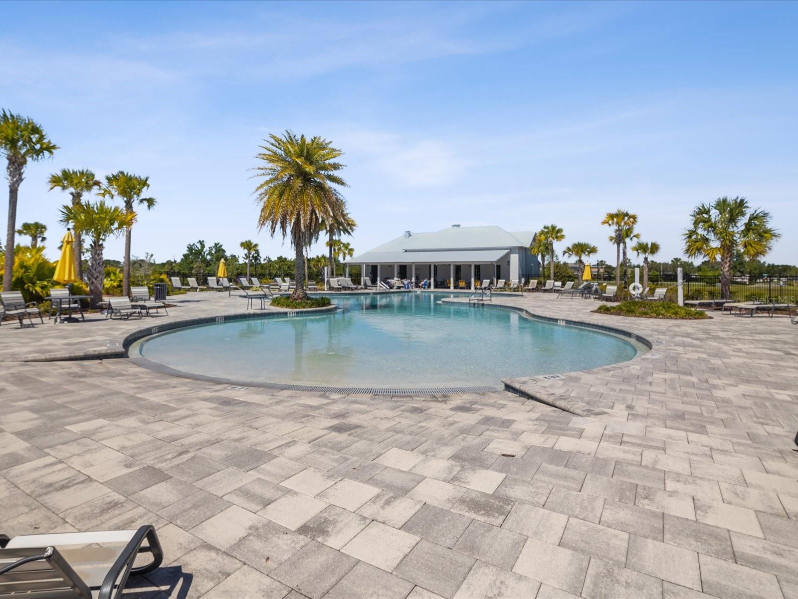 Listing photo id 77 for 5274 Turtle Bay Drive