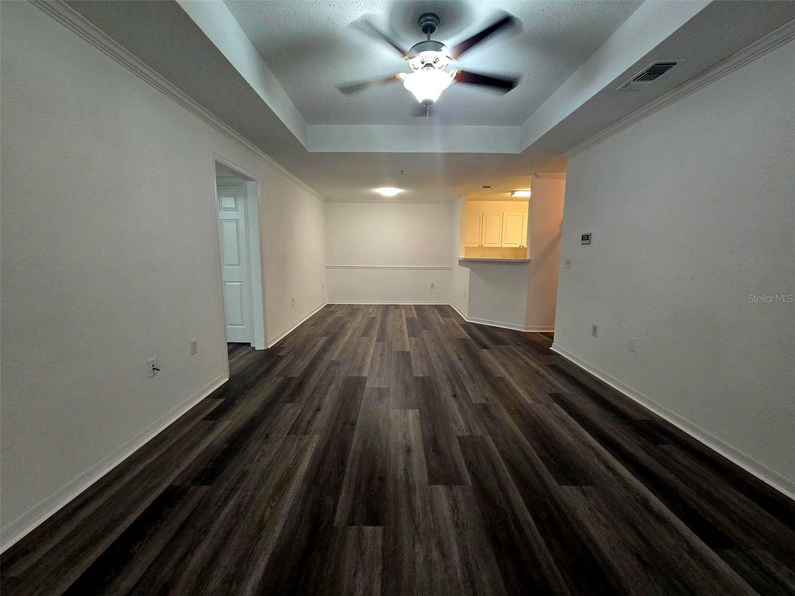 Image 12 of 17 For 18001 Richmond Place Drive 132