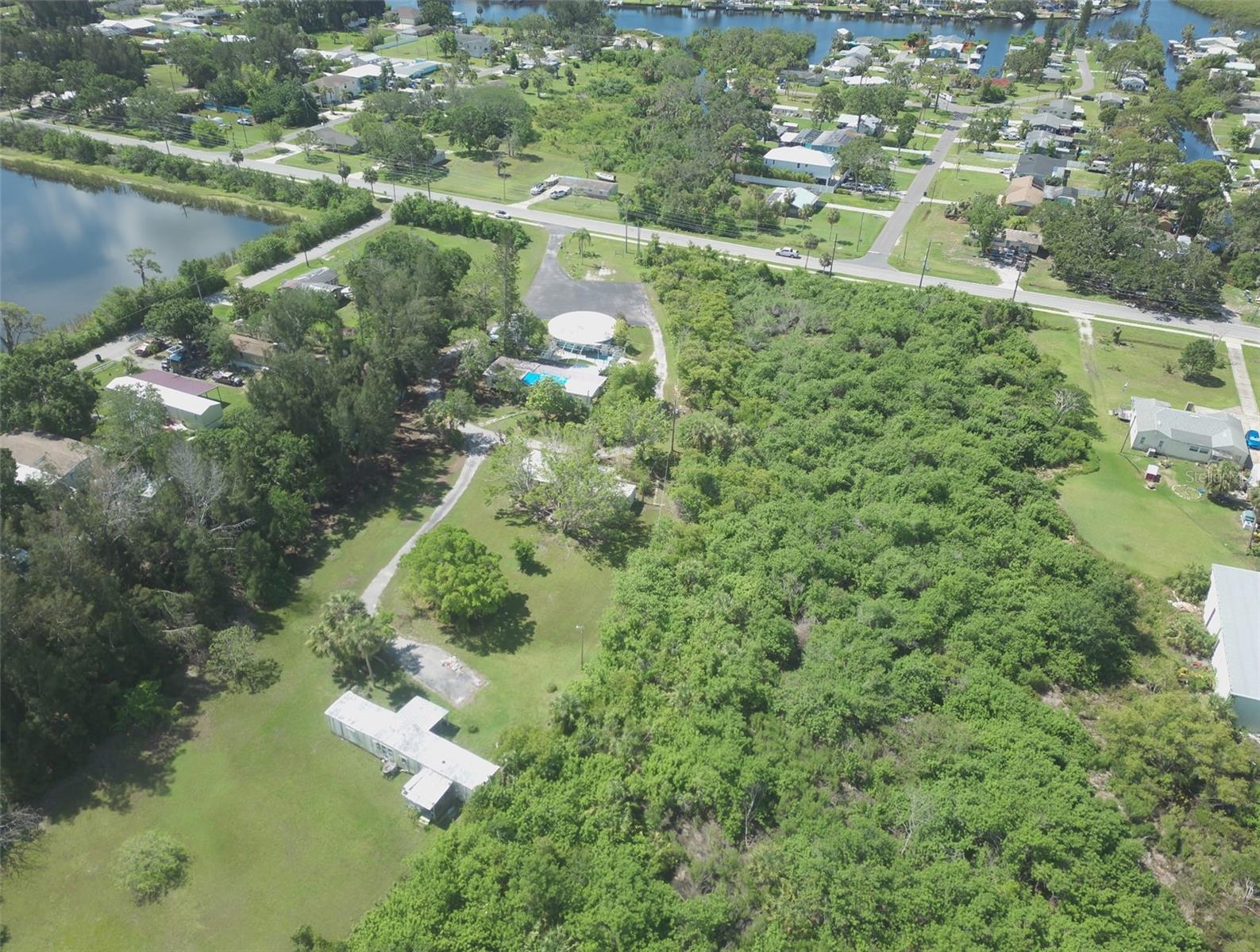 Image 12 of 21 For 1603 Shell Point Road