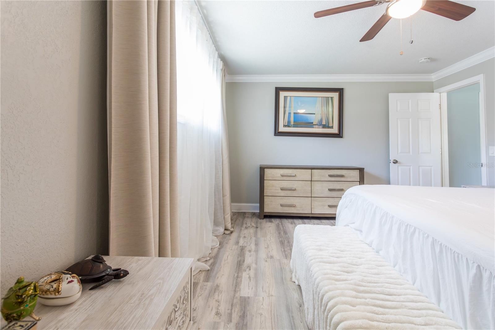 Image 34 of 63 For 2198 Oak Grove Drive
