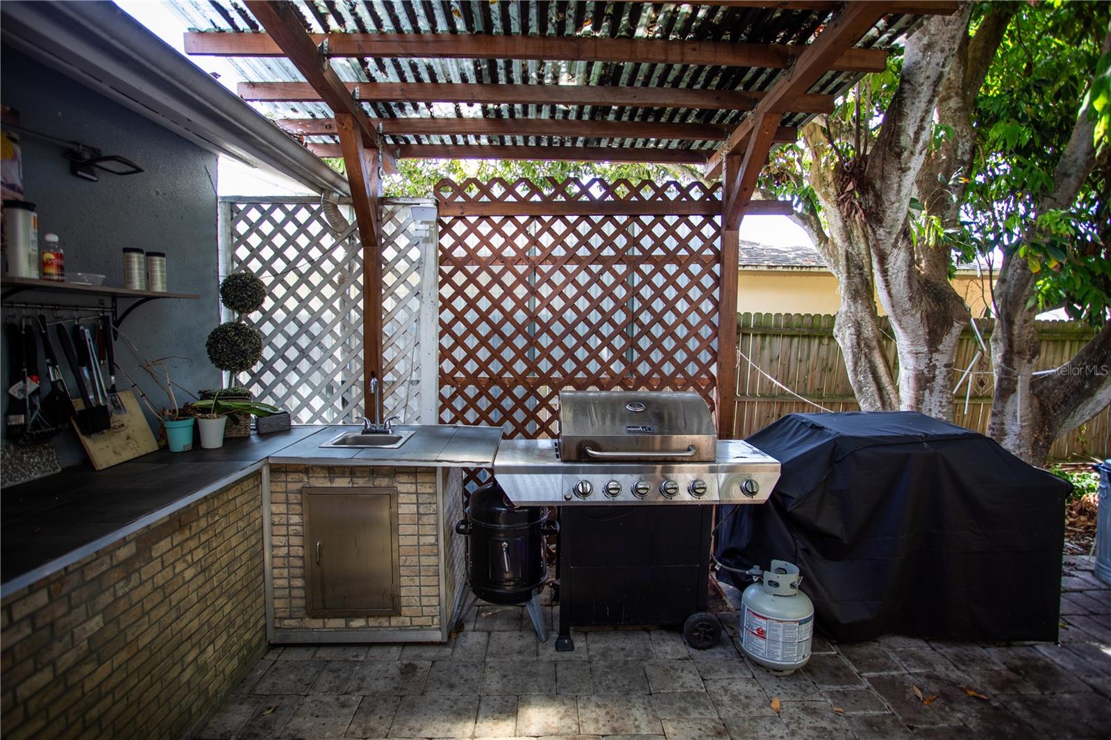 Image 41 of 63 For 2198 Oak Grove Drive