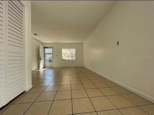 Image 4 of 11 For 10407 Jasmine Avenue
