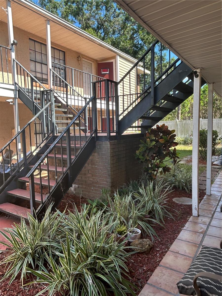 Image 4 of 17 For 21032 Voyager Boulevard 4