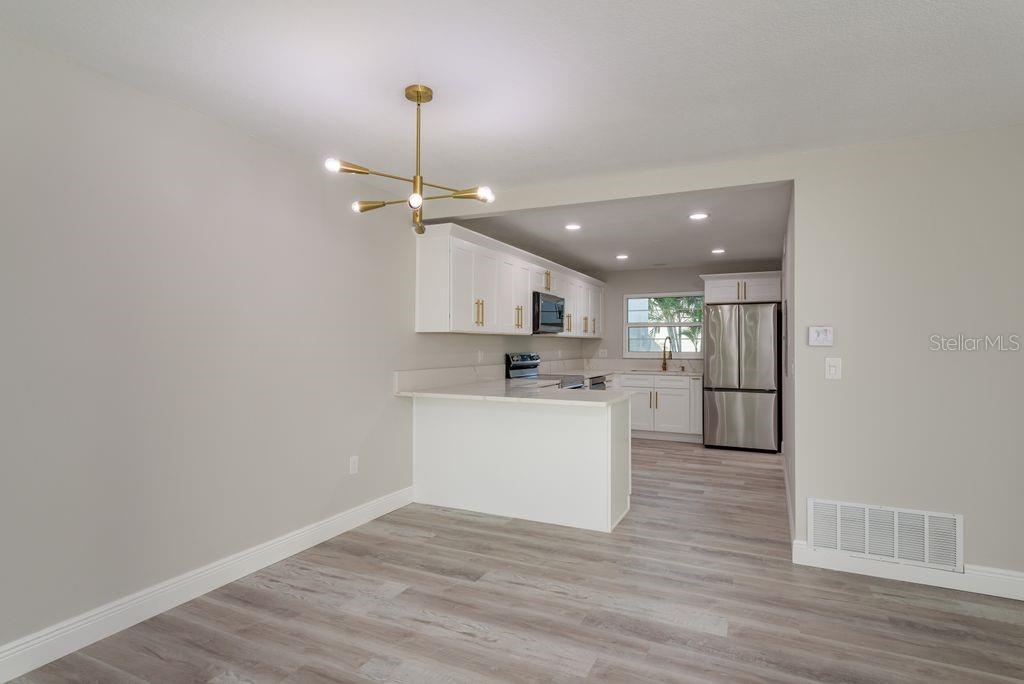 Image 15 of 71 For 2700 Bayshore Boulevard 505