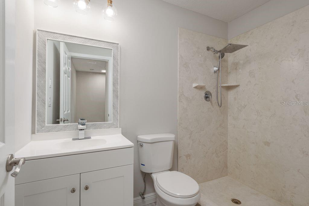 Image 29 of 71 For 2700 Bayshore Boulevard 505