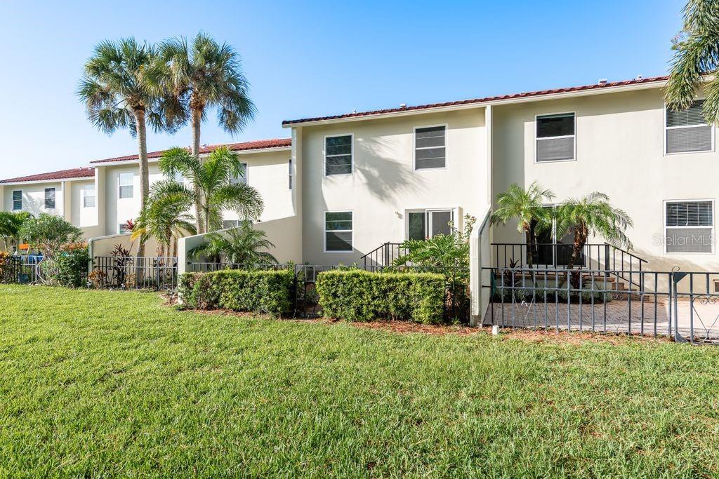 Image 39 of 71 For 2700 Bayshore Boulevard 505