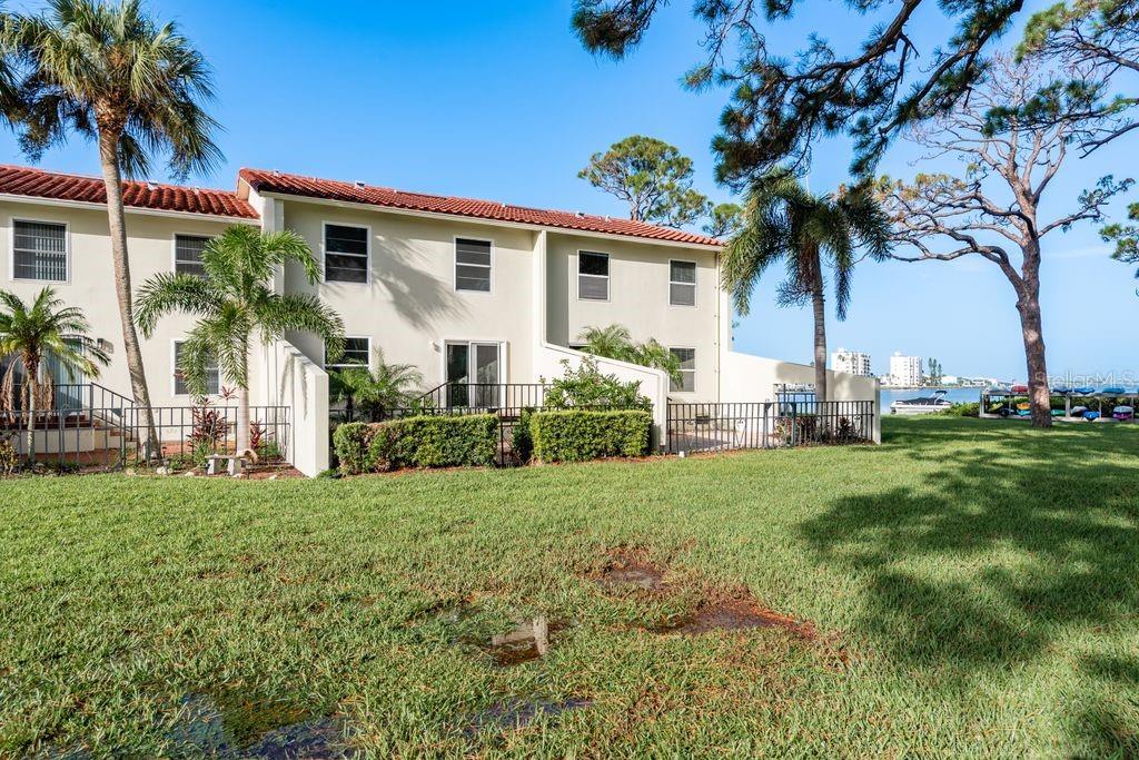 Image 40 of 71 For 2700 Bayshore Boulevard 505
